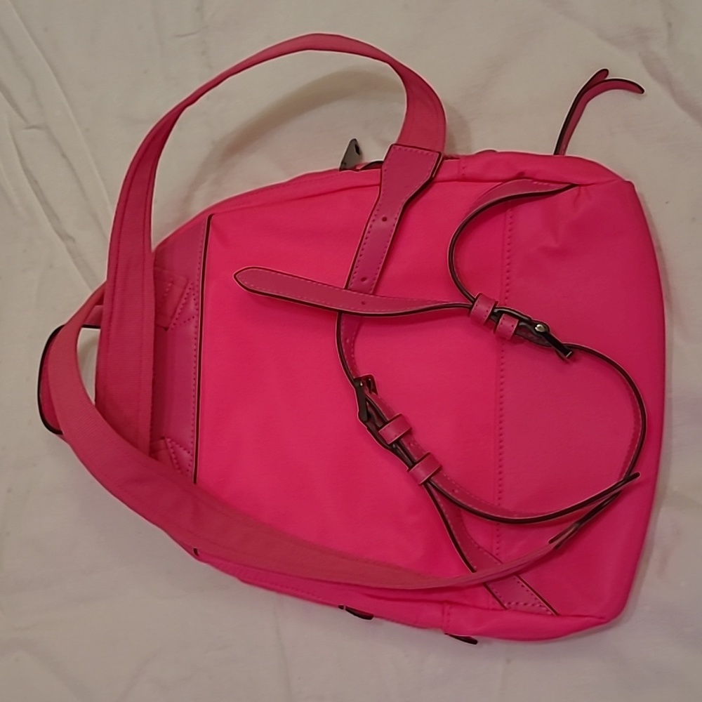 Backpack - Picture 2 of 8